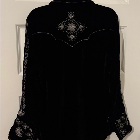 Black Embroidered velvet western Button-Up Shirt - Picture 6 of 7